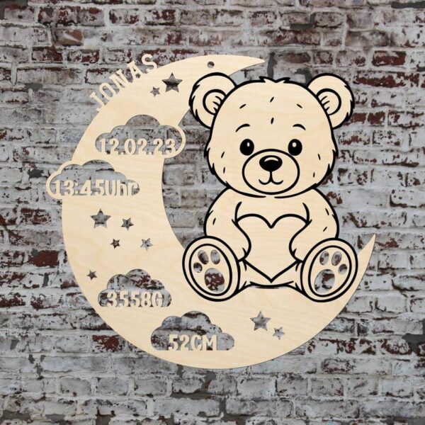 Rundes Holzschild SVG mit Mond, Wolken, Sternen, Teddybär, personalisiert mit Namen und Geburtsdaten, Mauerhintergrund